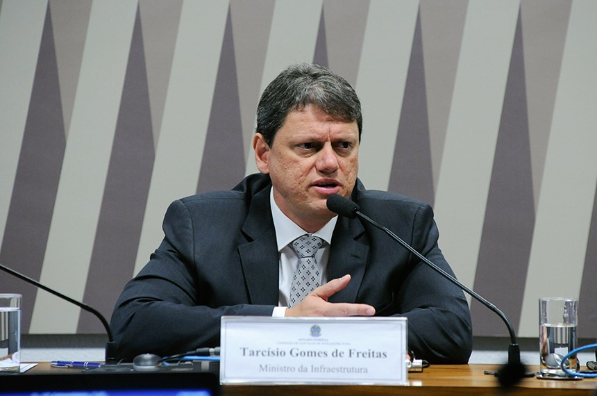 Infraestrutura em 2022: veja entrevista do ministro Tarcísio na Revista APELMAT