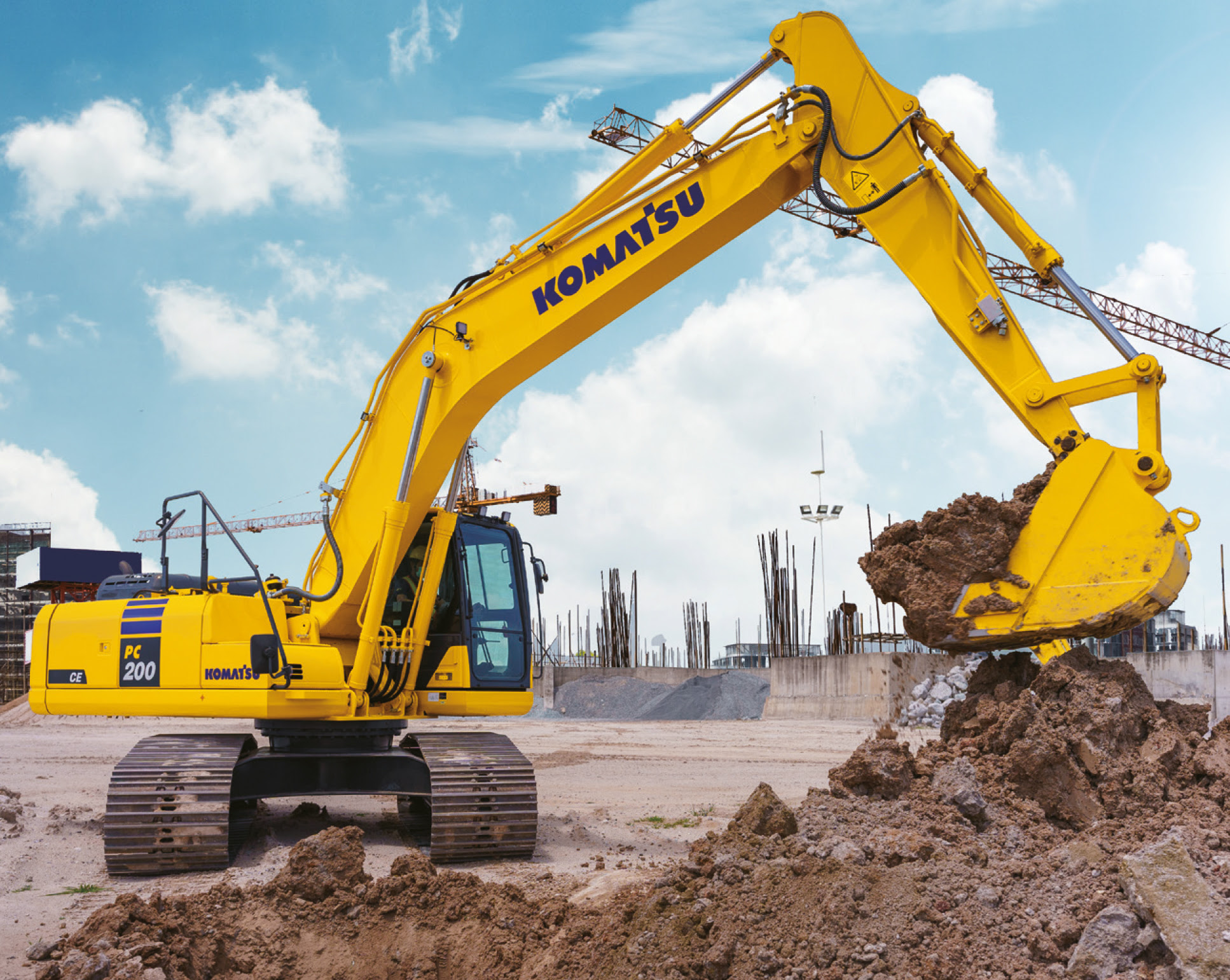 Escavadeiras Komatsu lançadas em 2023