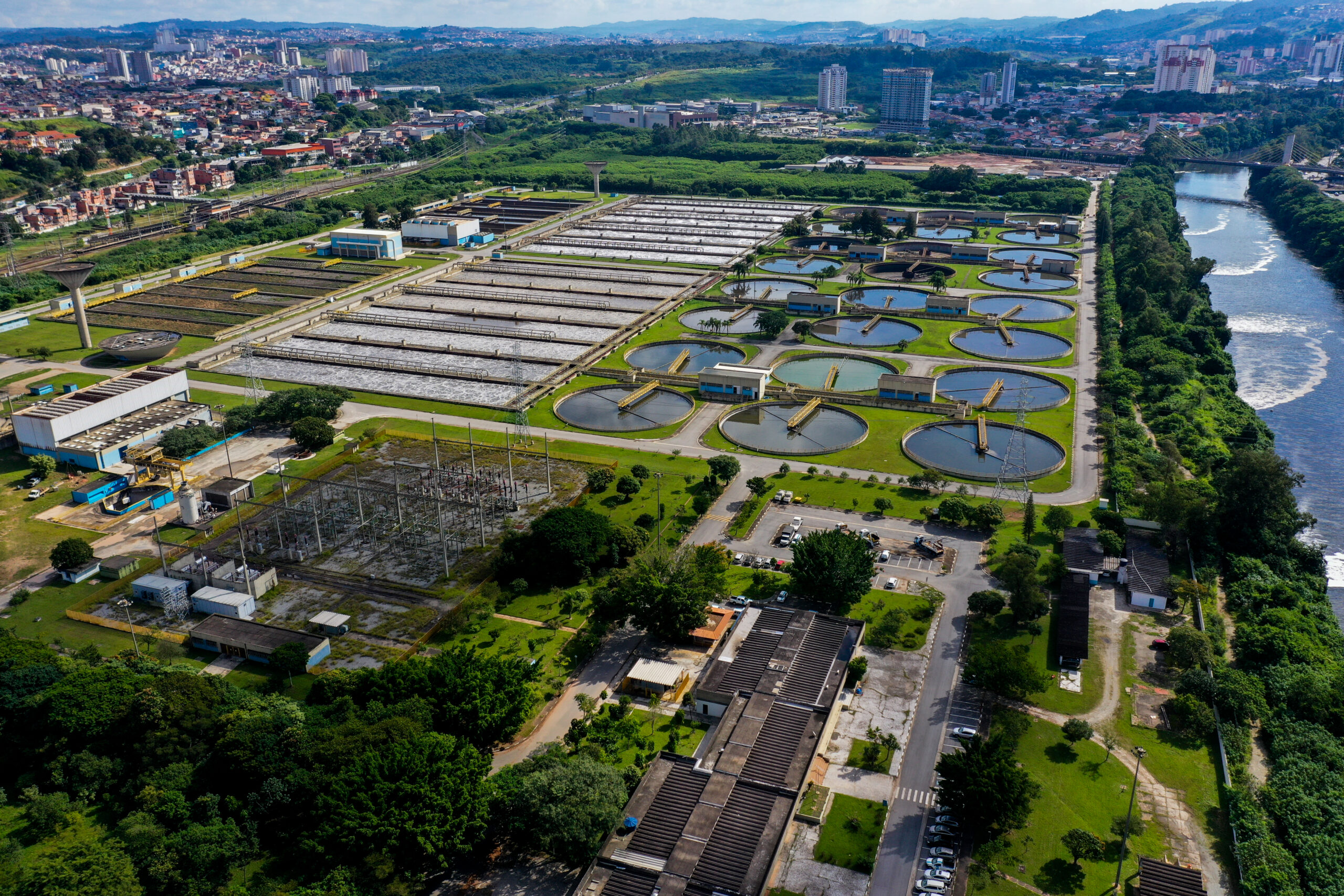 Andrade Gutierrez busca fornecedores de soluções em saneamento