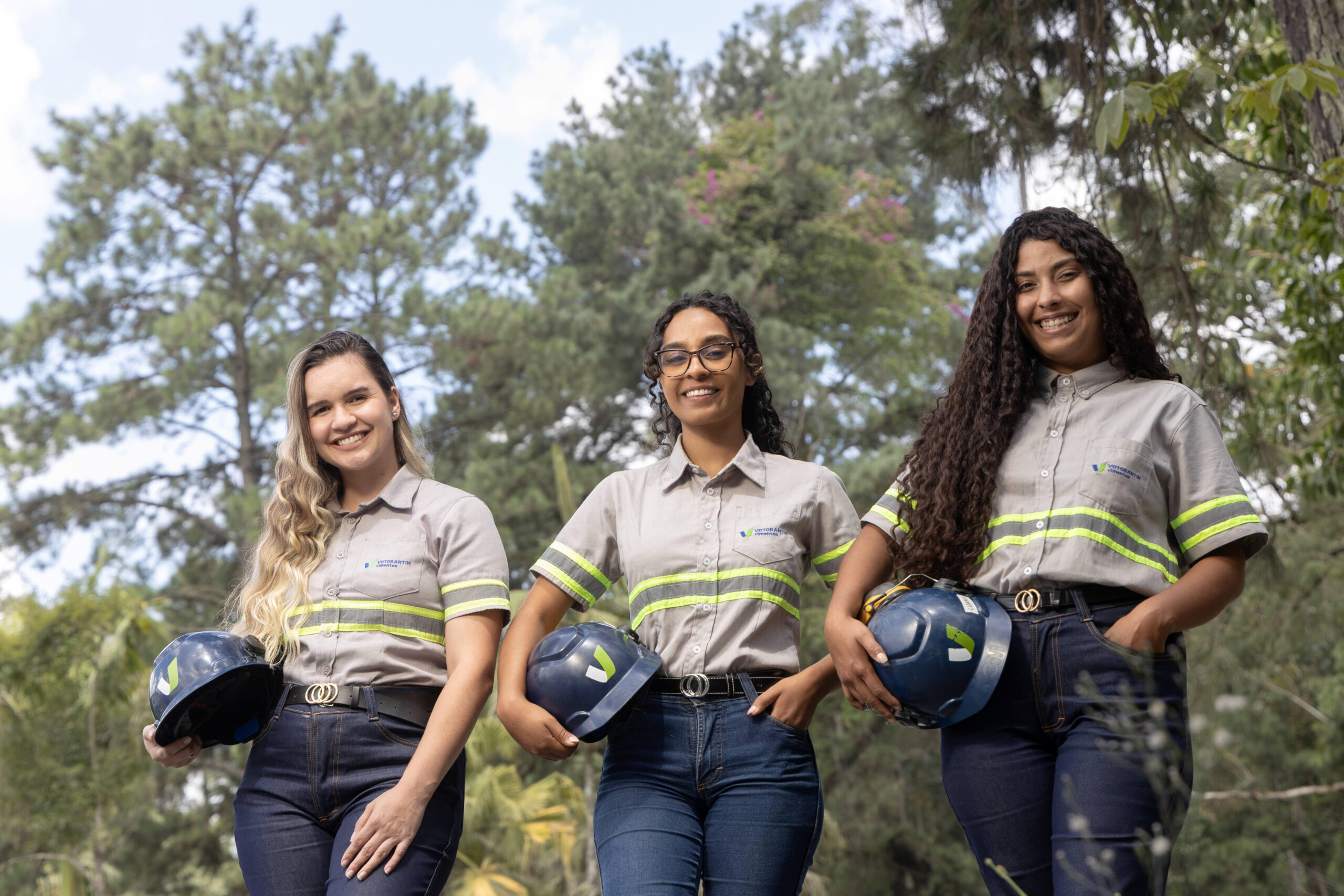 Votorantim Cimentos supera meta global de mulheres na liderança e atinge 26% em 2025